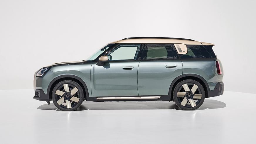 Представлено третье поколение Mini Countryman