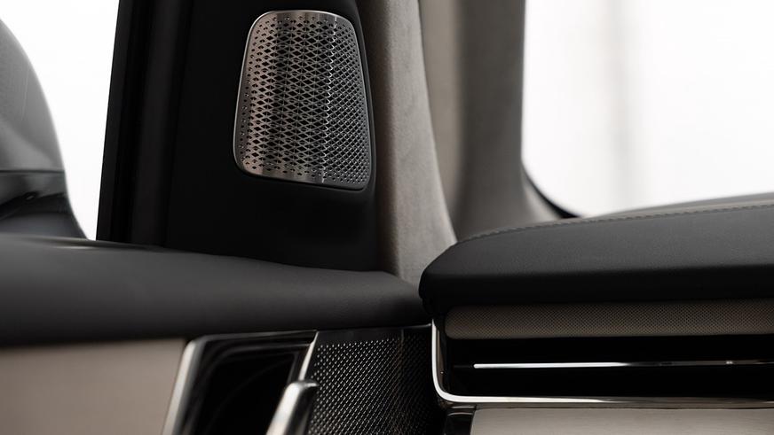 Первый минивэн Volvo оценили в 112 тысяч долларов