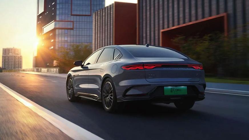 Представлено обновлённое семейство BYD Han: богаче и дешевле