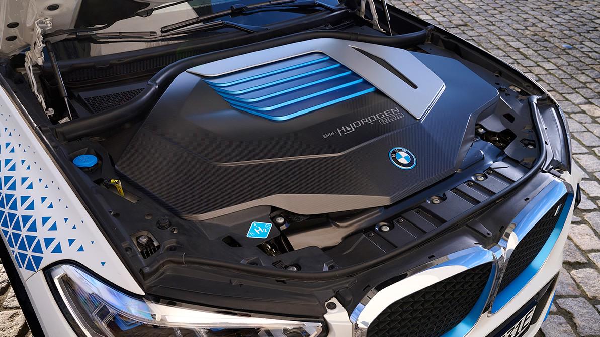 BMW X5 на водороде запущен в производство