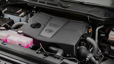 Toyota V6 моторы бар модельдерін сервиске шақырды