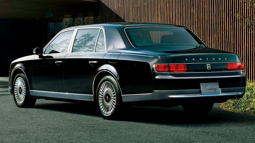 Седан Century обновился и&nbsp;ощутимо вырос в&nbsp;цене