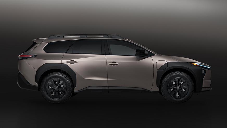 Toyota показала крупный электрокроссовер bZ Woodland