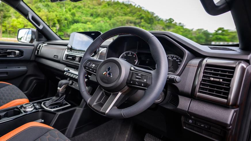 Mitsubishi L200 превратится в Honda?