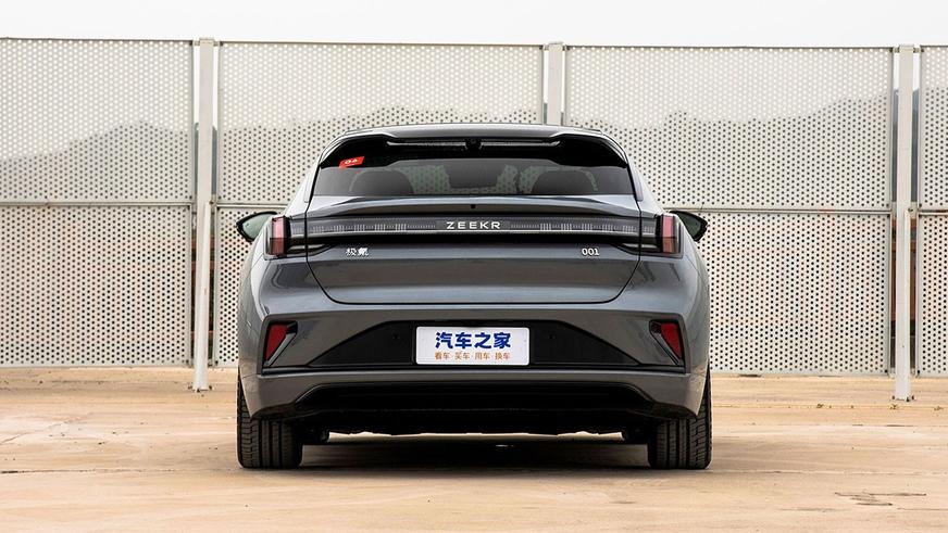 Обновлённый Zeekr 001 готовится к выходу на рынок