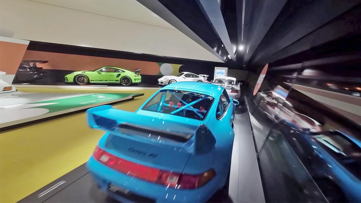 В таких ракурсах экспозицию классических Porsche вы ещё не видели