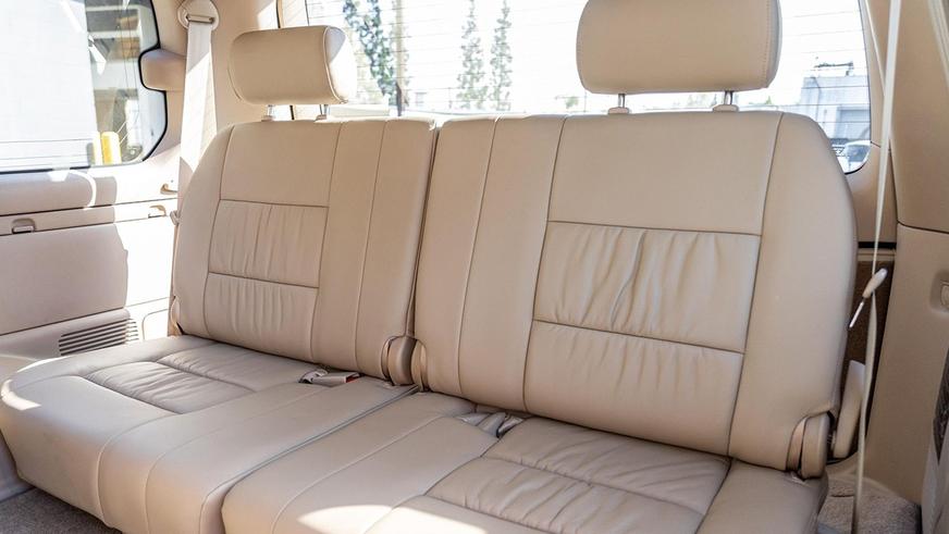 Во сколько оценят Land Cruiser 100 почти без пробега