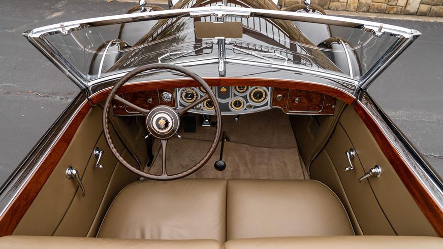 Раритетный Packard V12 на торгах в США