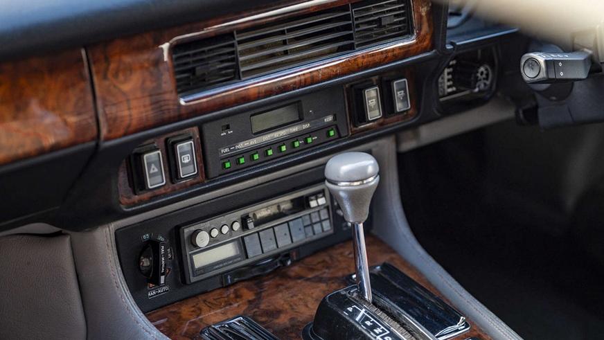На торги выставлен раритетный Jaguar XJR-S Monaco