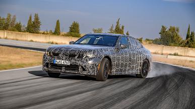 BMW рассказала о новой M350 xDrive с дрифт-режимом