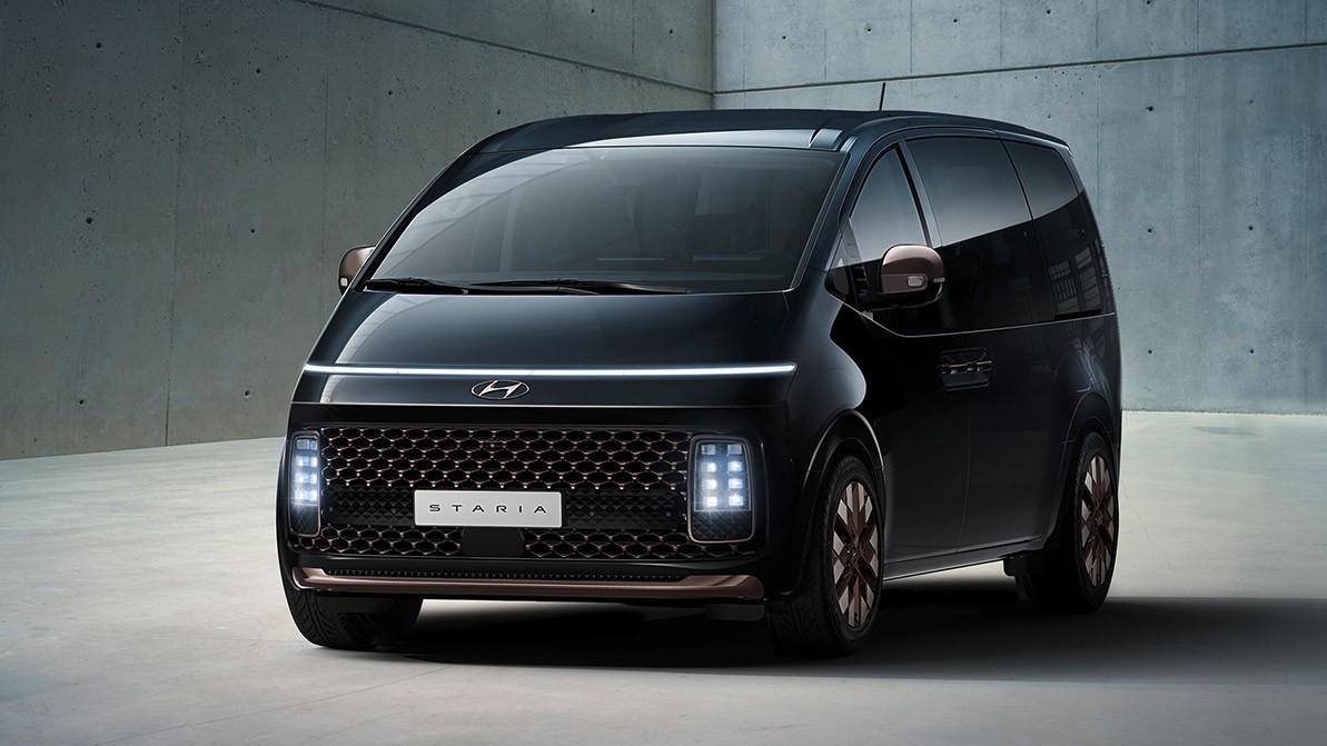 Сколько стоит Hyundai Staria в Казахстане