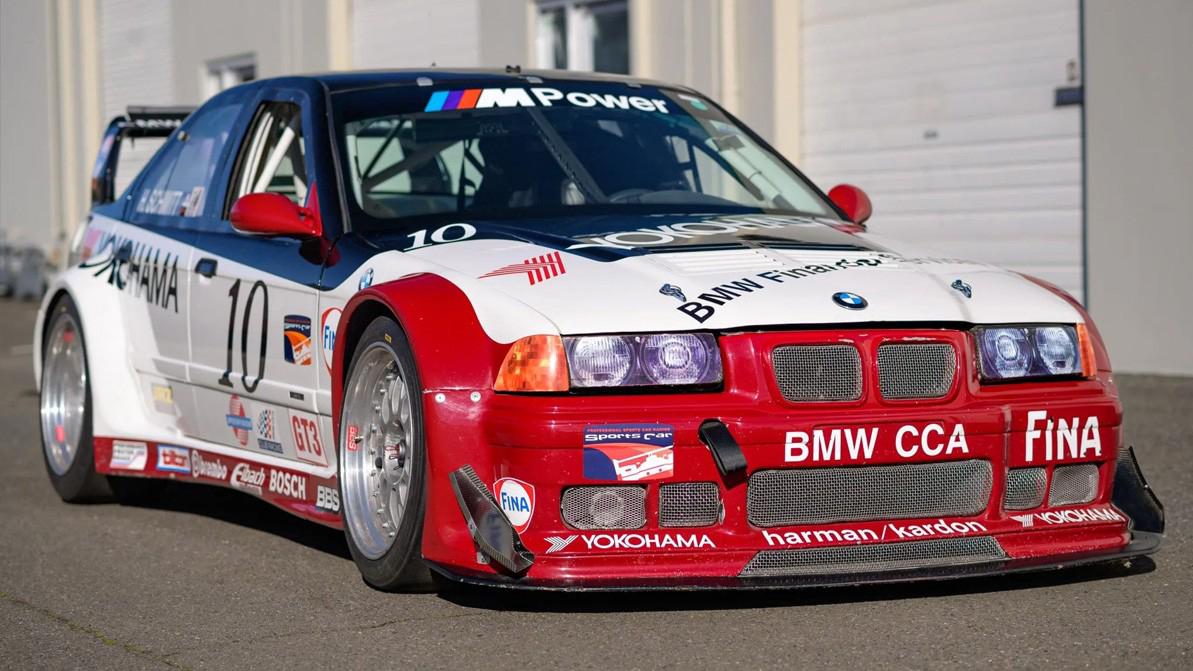 В США продают гоночную BMW M3 (E36), побеждавшую в Дайтоне
