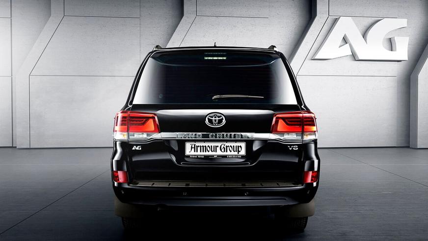 Тәркіленген Land Cruiser 200 әскерде қызмет етеді