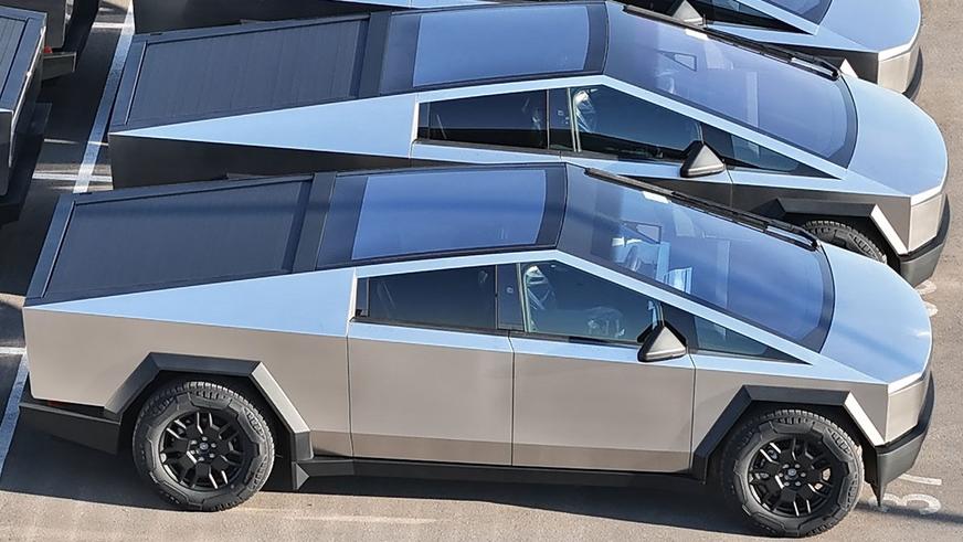 Производство Tesla Cybertruck поставлено на паузу