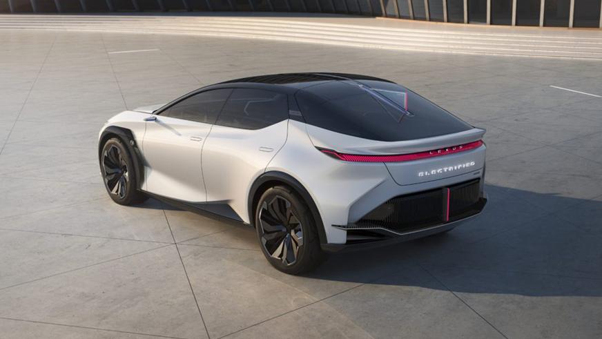 Lexus LF-Z показал ближайшее будущее электромобилей марки