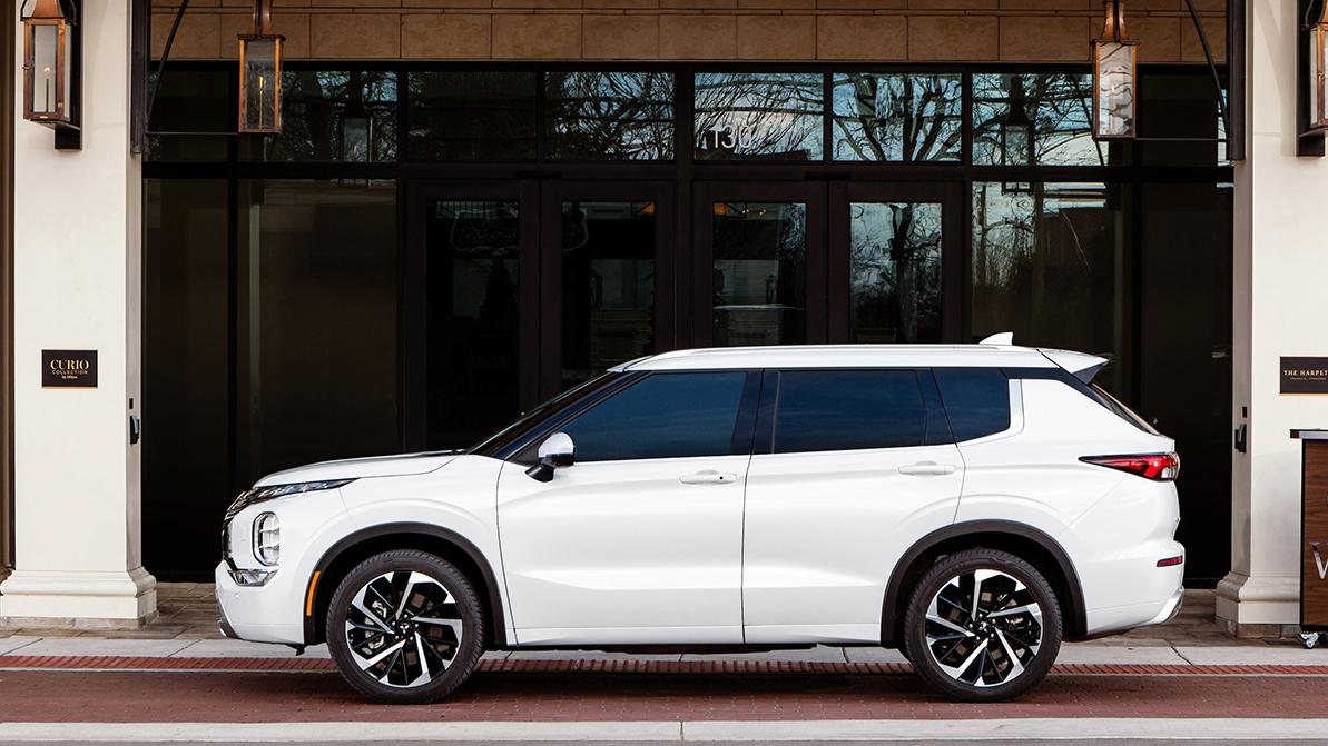 Новый Mitsubishi Outlander представлен официально