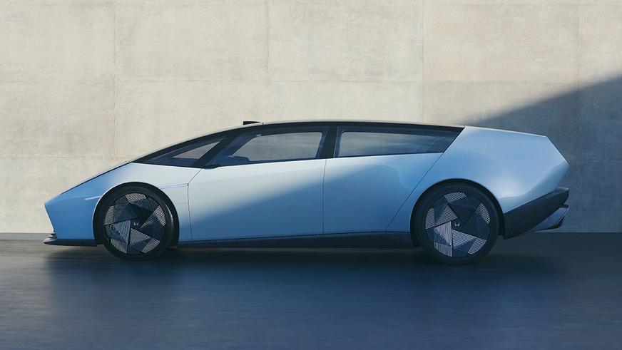 Honda показала электроседан в стиле Lamborghini