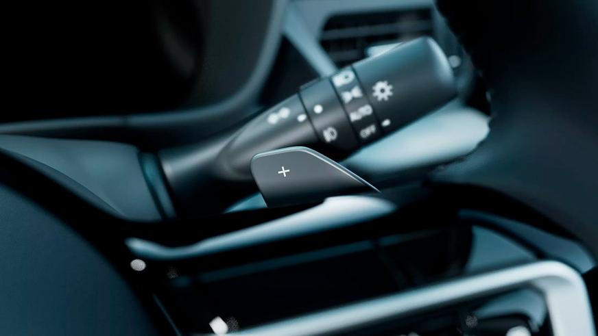 У Suzuki появился новый кроссовер Victoris