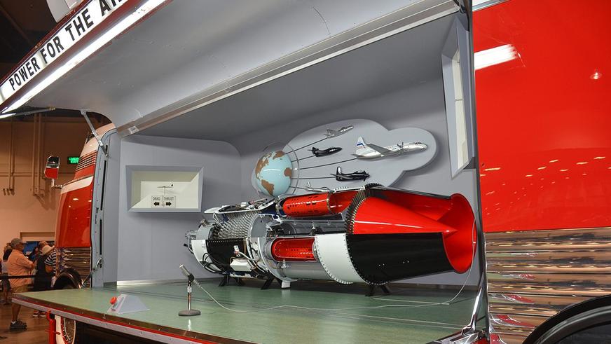 Раритетный GM Futurliner появился в продаже