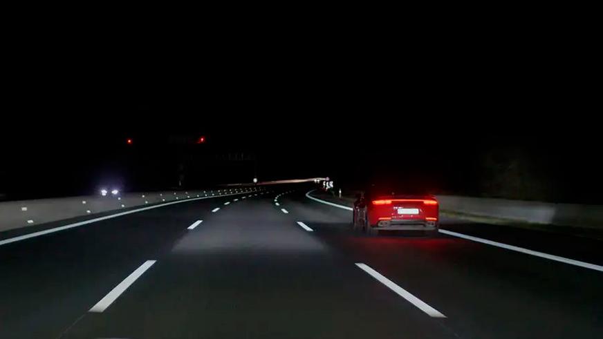 Новые LED-фары Porsche осветят дорогу на полкилометра вперёд