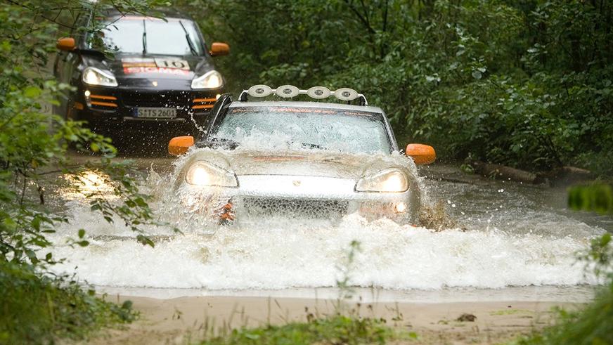 Porsche Cayenne 20 лет: сравниваем первое и третье поколение