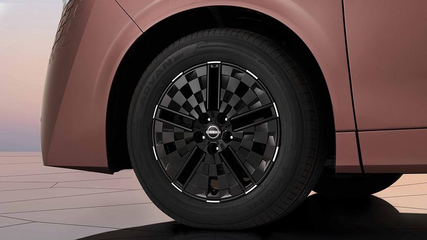 Представлен новый минивэн Nissan Elgrand