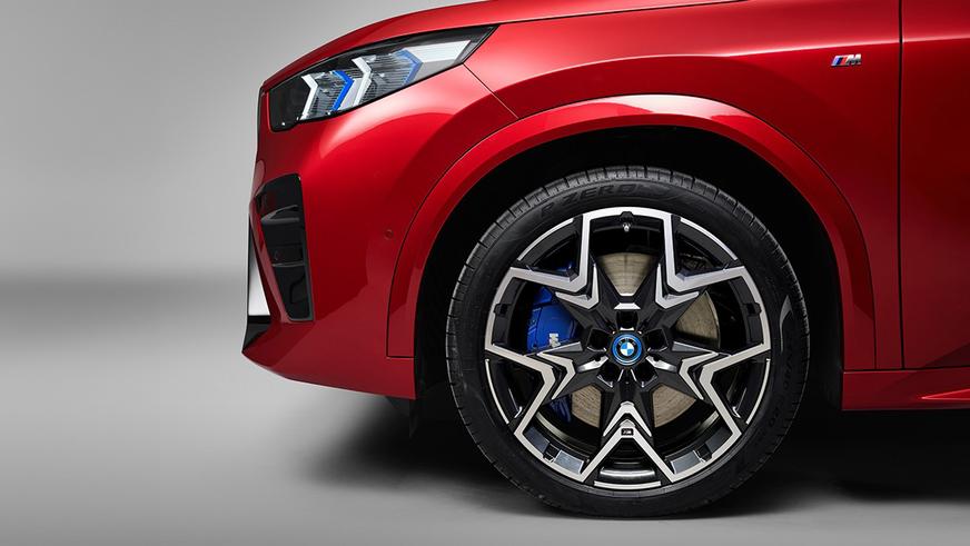 Новый BMW X2: теперь и с электромоторами