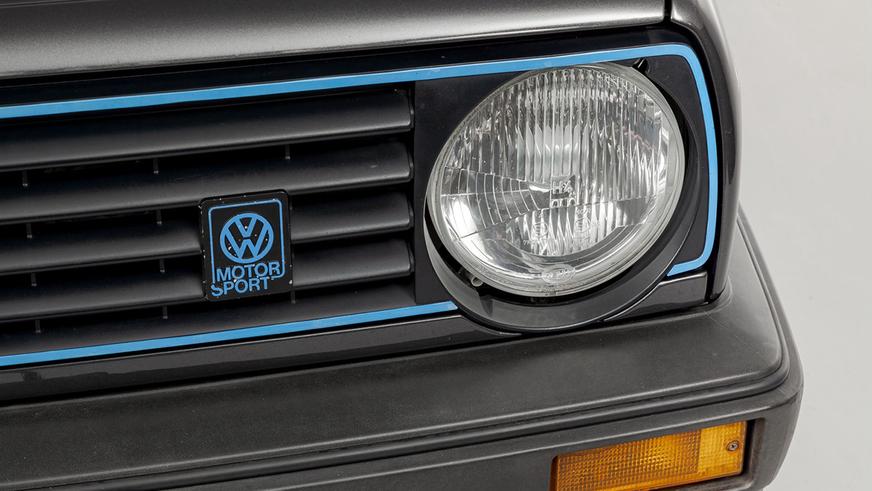 Старый, но сохранившийся Volkswagen Golf II продают почти за 100 тысяч долларов