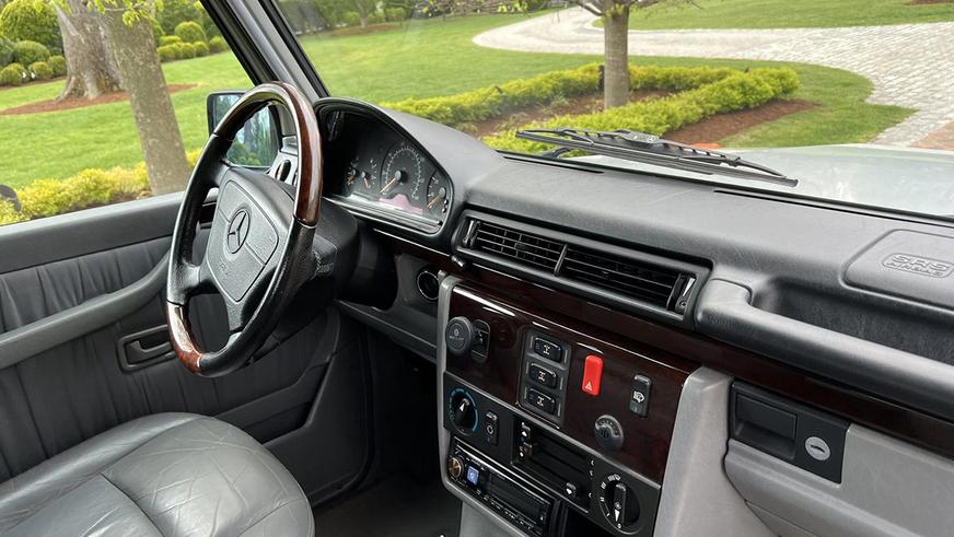 Редкий G500 Cabriolet из 1990-х пустят с молотка в США