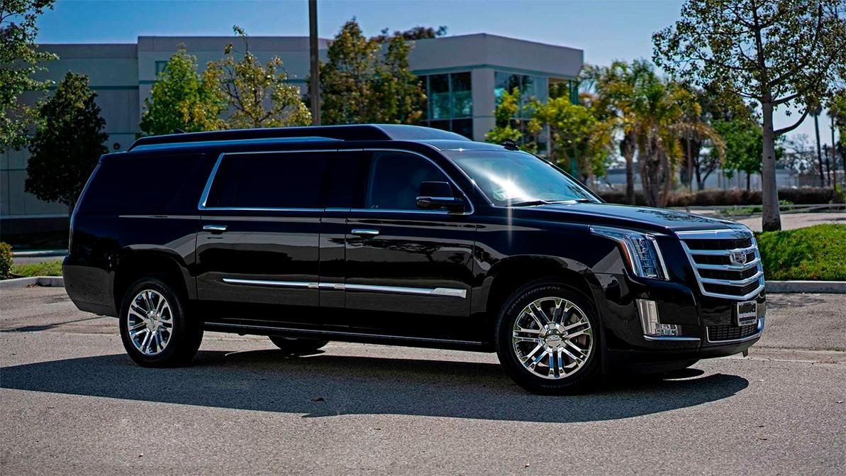 Сталлоне продаёт свой Cadillac Escalade