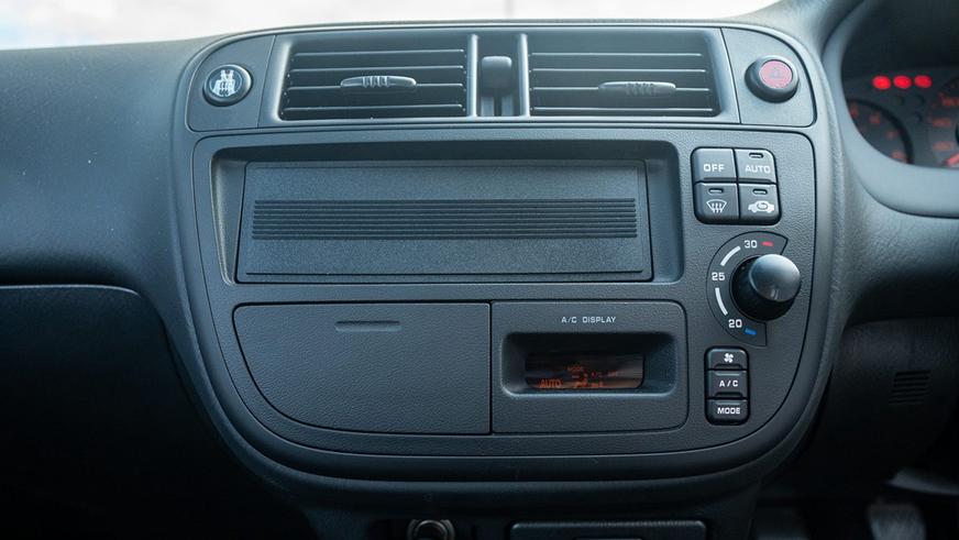 В США нашли новый Honda Civic SiR 1996 года выпуска