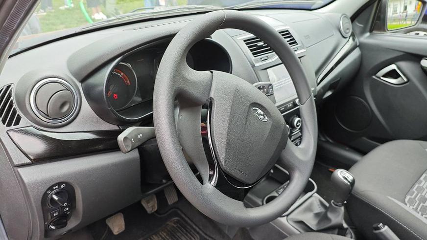 Lada Granta Active Cross показали вживую