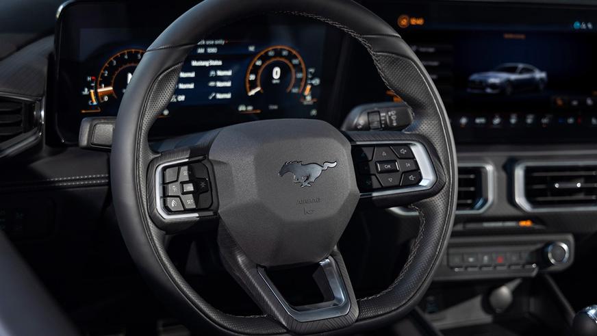 Новый Ford Mustang сохранил V8 и получил электронный ручник для дрифта