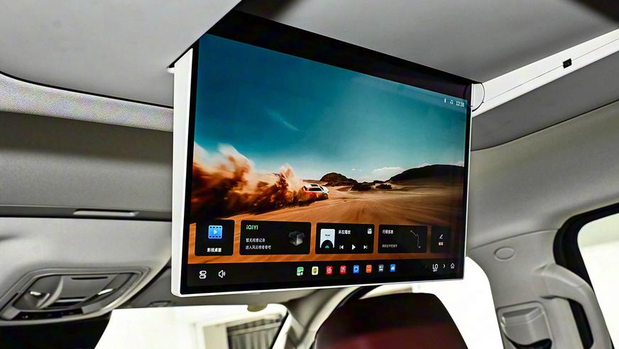 В КНР назвали цену сверхмощного гибридного Tank 400