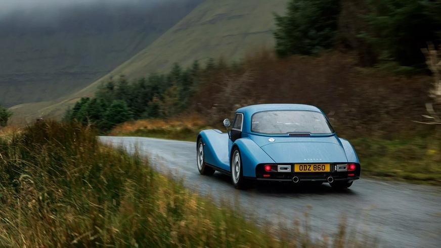 Новый флагман Morgan сохранил мотор BMW и ретродизайн