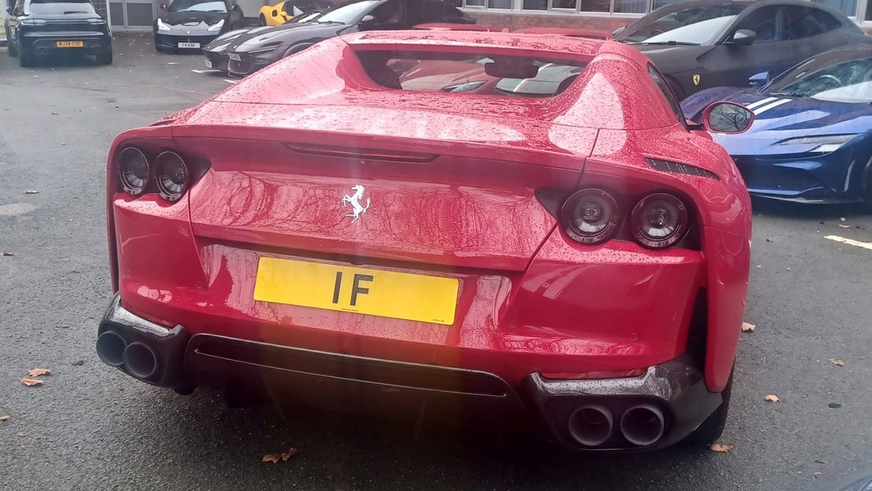 Редкий госномер из двух символов хотят продать за 1.6 млн долларов