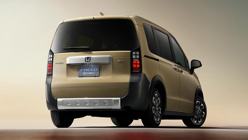 Компакт-вэн Honda Freed сменил поколение. Первые фото