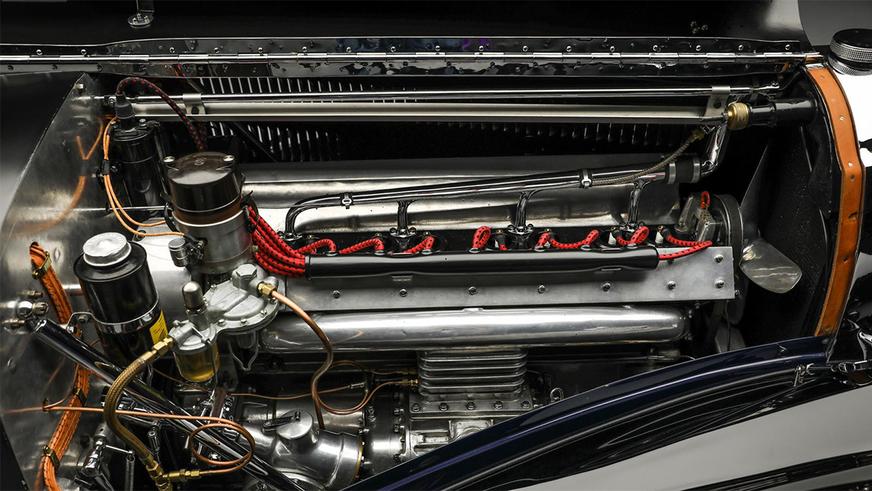 Этот Bugatti пережил всех владельцев и не намерен останавливаться