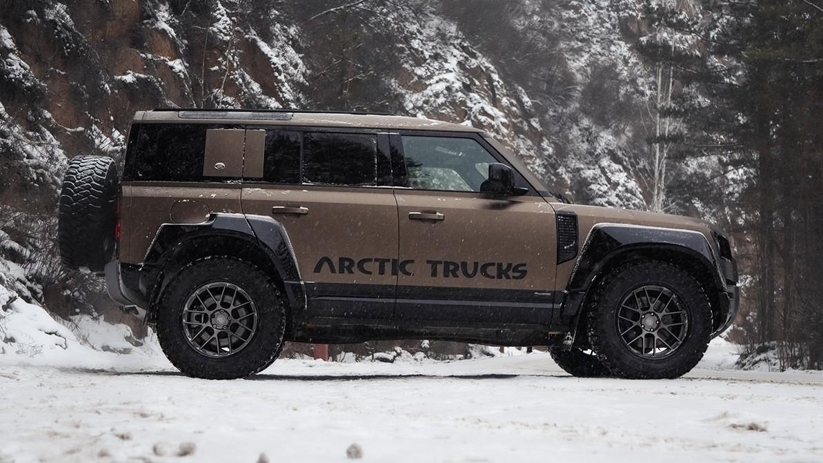 Тюнеры из Arctic Trucks доработали Land Rover Defender