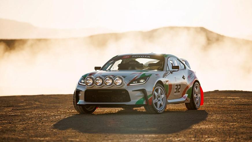 Toyota GR86 получила культовую ливрею, мощный мотор и полный привод