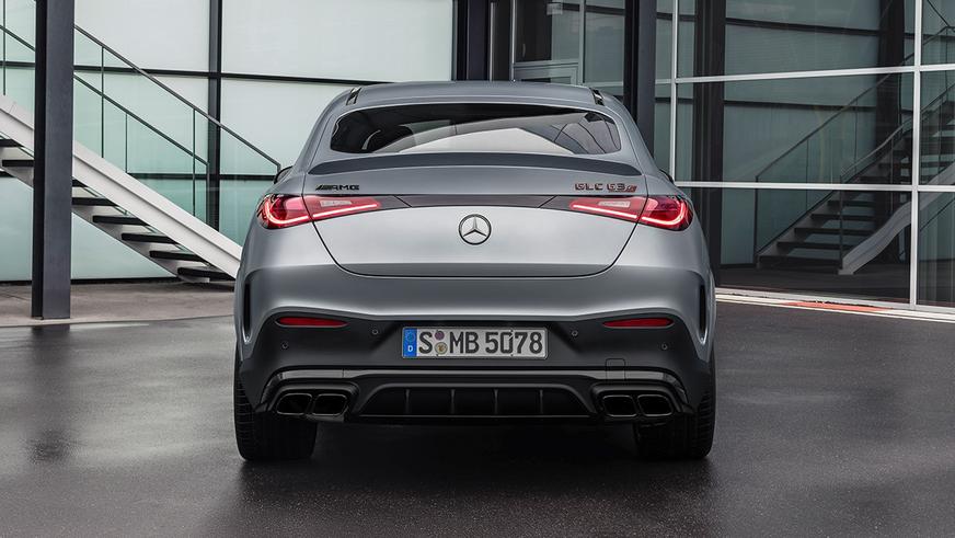 Кросс-купе Mercedes-Benz GLC получило сразу две версии от AMG