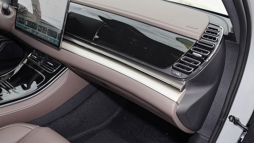 Представлено обновлённое семейство BYD Han: богаче и дешевле