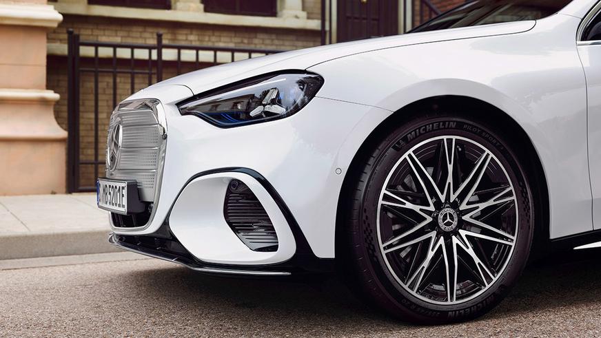 Mercedes-Benz C-Class стал электромобилем