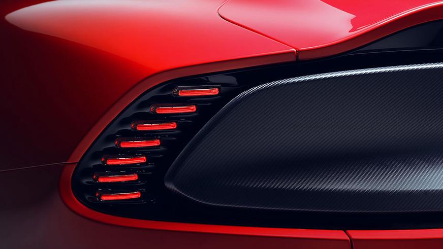 Новый флагман Aston Martin стал самым мощным в истории
