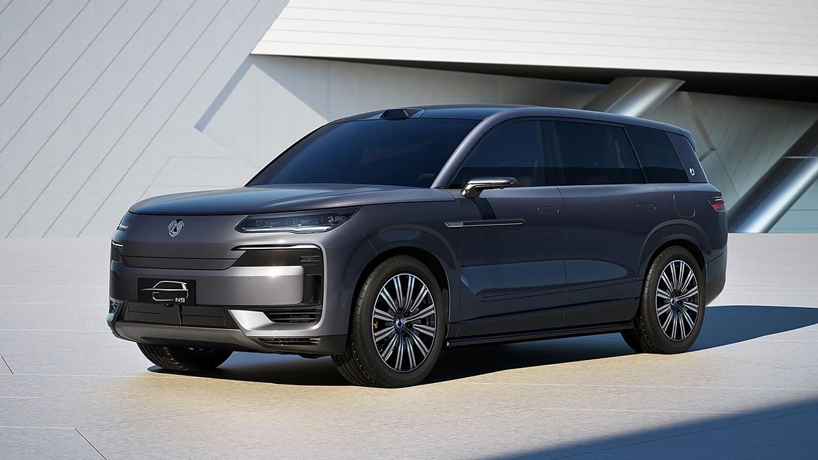 Большой кроссовер Denza N9 от BYD. Первые товарные фото
