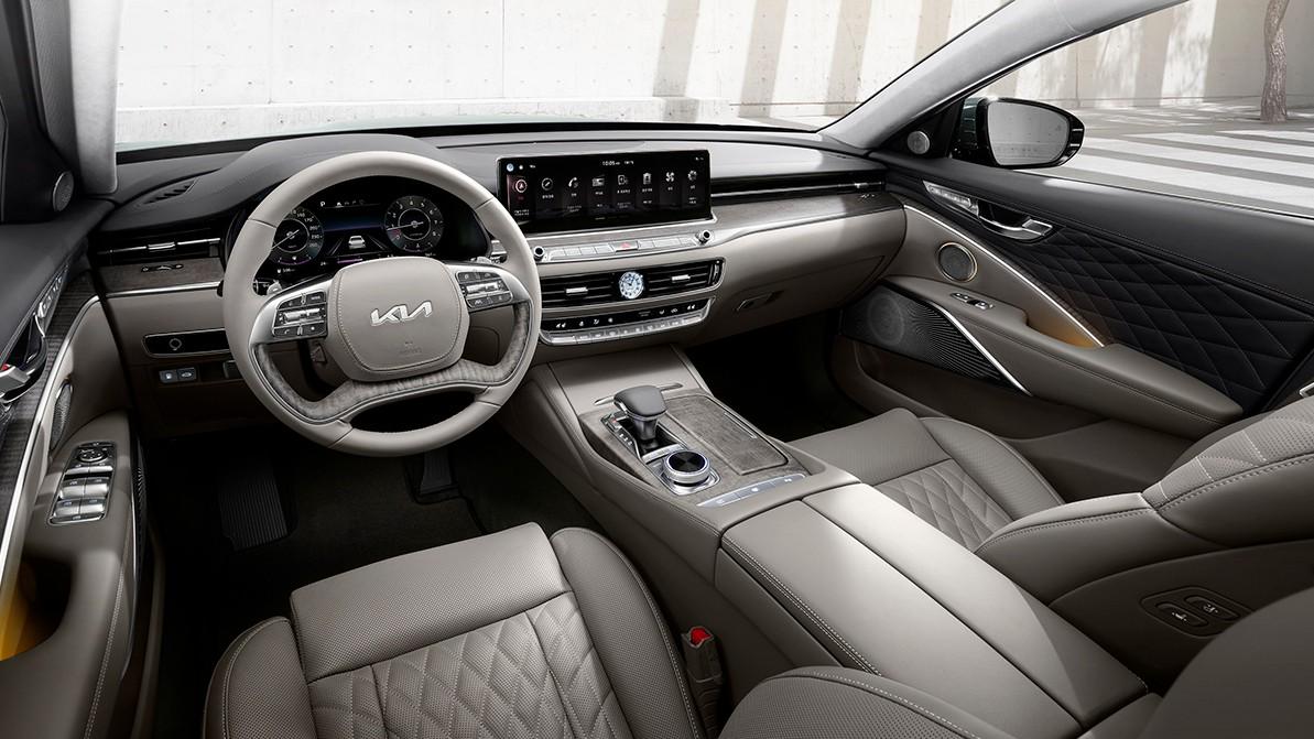 Kia объявила цену полноприводного седана K9 в Казахстане