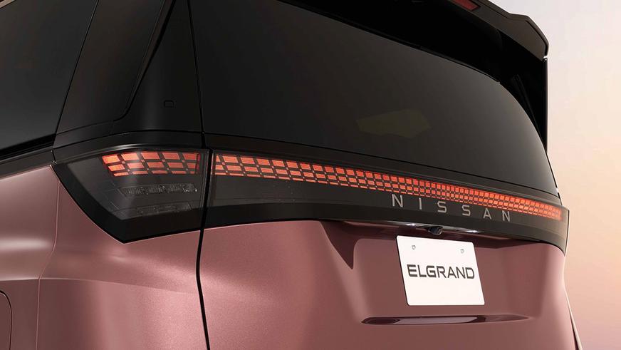 Представлен новый минивэн Nissan Elgrand