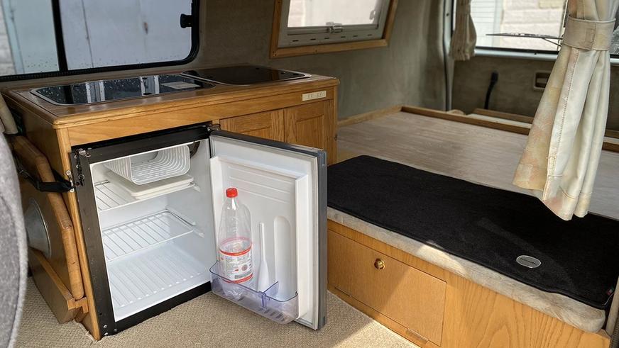 Интересные объявления на Kolesa.kz: от кемпера Toyota до кабриолета G-Class