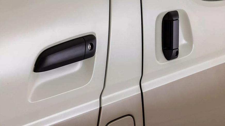 Toyota HiAce стилизовали под VW T3