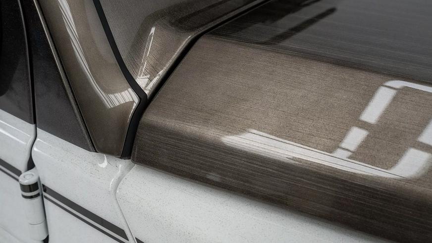 Сверхдорогой «Гелендваген» окрасили алмазной пылью